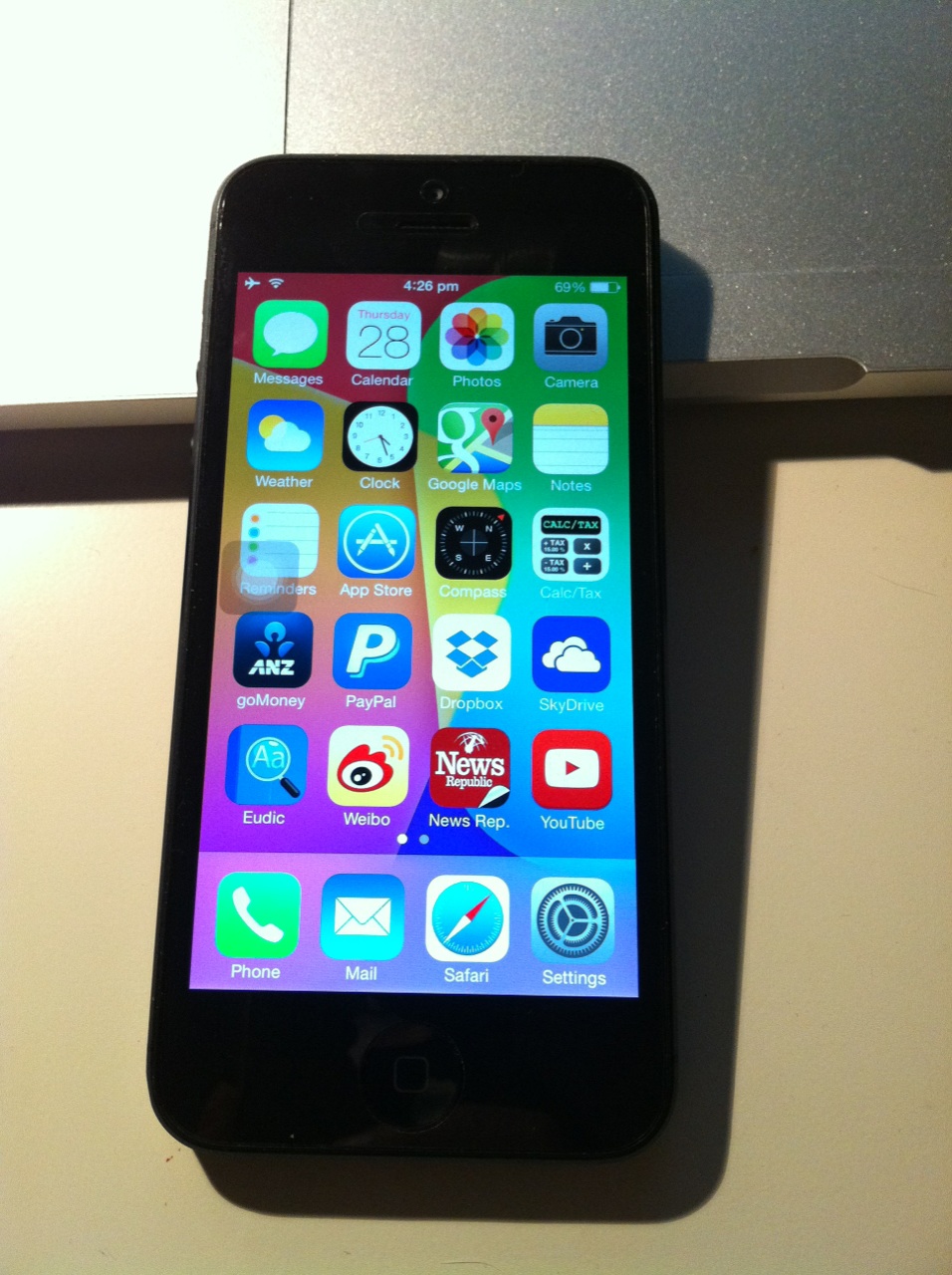 iPhone 5 ɫ 16GB ų