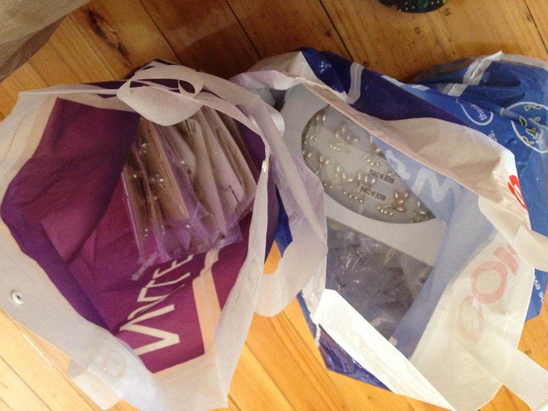 ��������