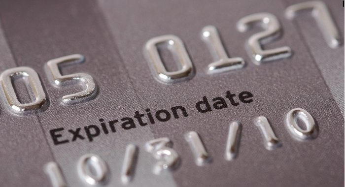 credit-cards-expiration-date_shutterstock_jwohlfeil.jpg