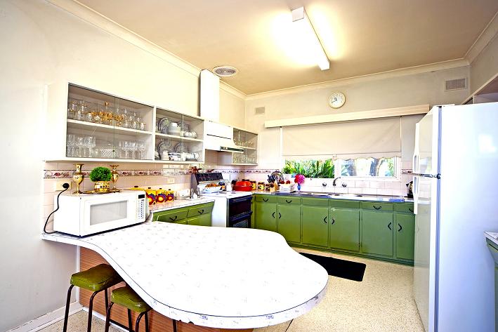 kitchenA-tapleys hill 456.JPG