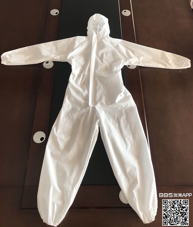 SMMS NONWOVEN DISPOSABLE MEDICAL ISOLATION OVERALL.jpg