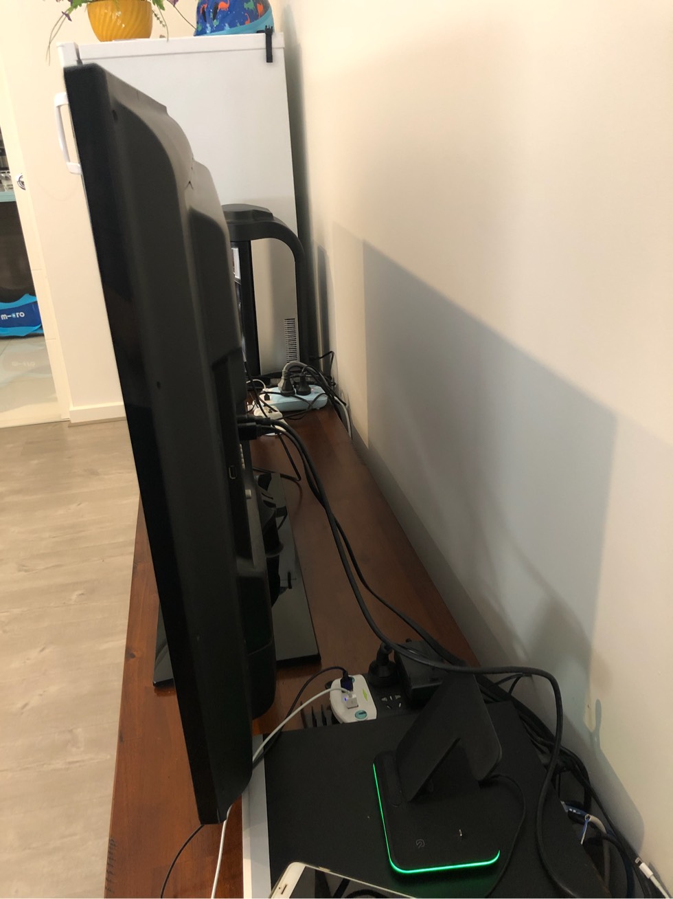 095923j4o4ji5zff62km04.jpg
