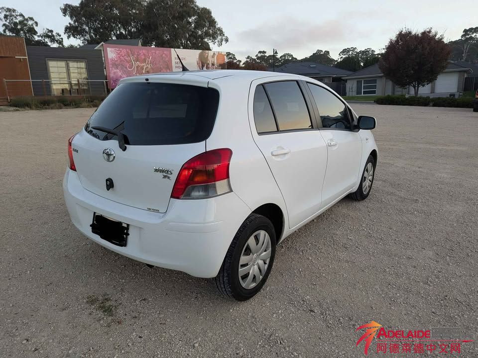 2010 Yaris