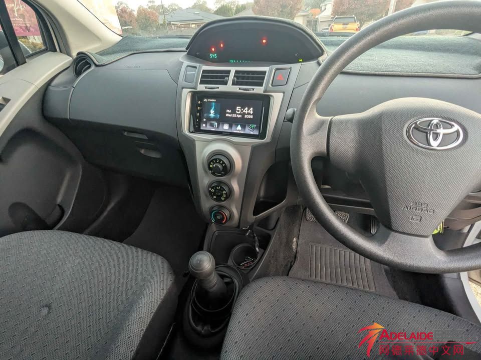 2010 Yaris